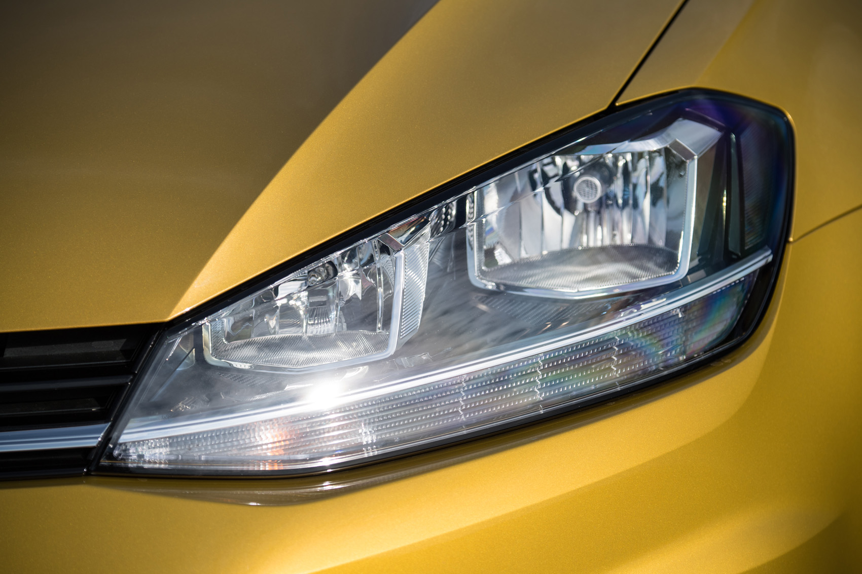 Volkswagen Golf headlights